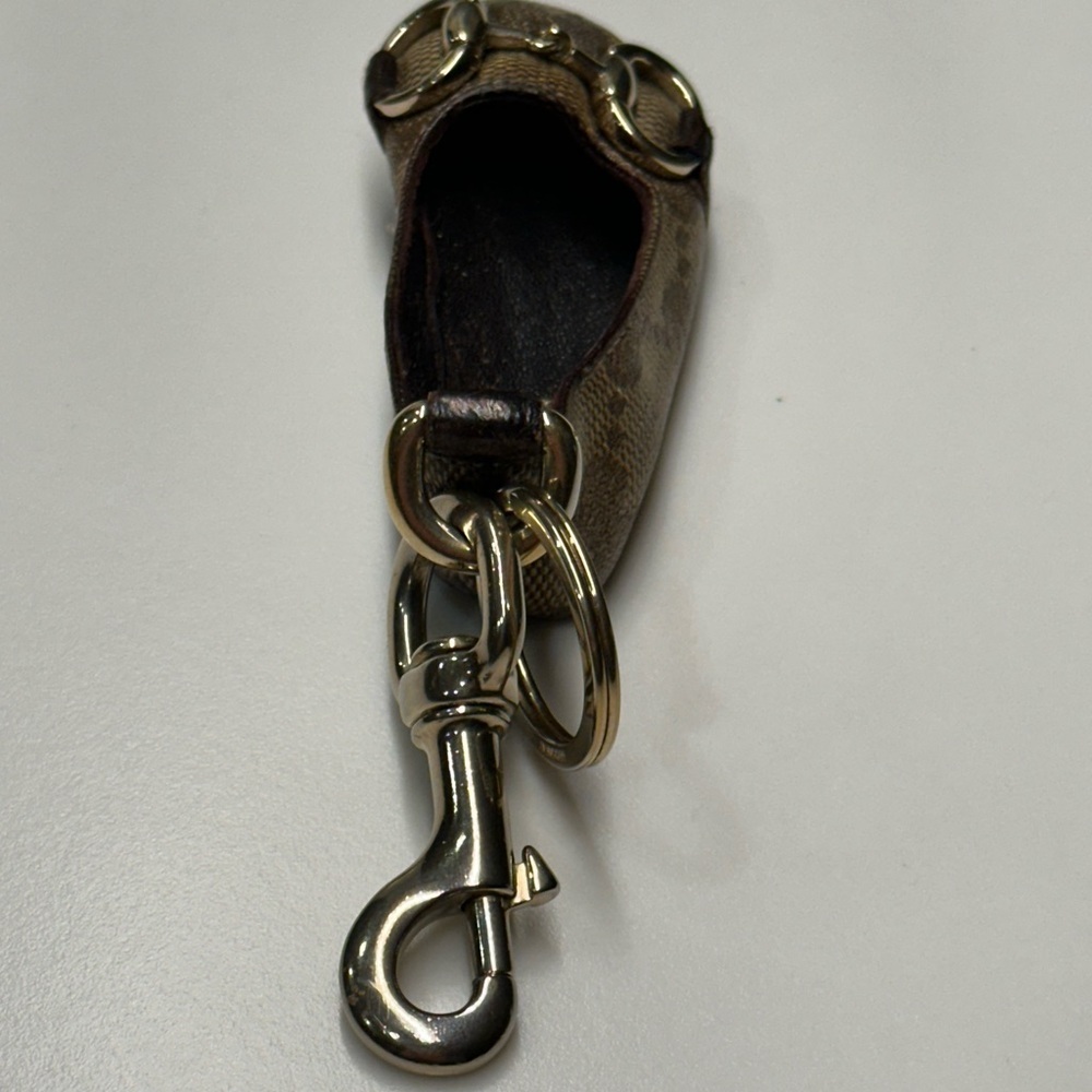 Gucci Horsebit Brown GG Logo Keychain Tiny Shoe Charm Gold Hardware + COA - Picture 2 of 12